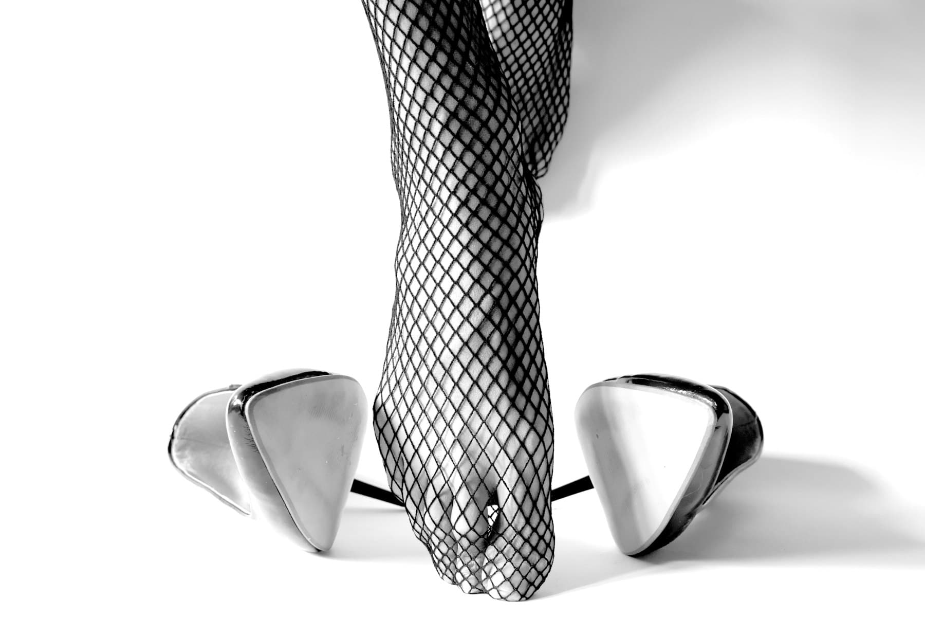 Mini skirt under flash cover